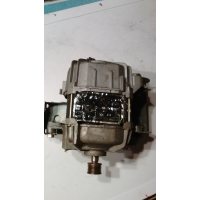 Motor FUR  Waschmaschine  MODEL WA 1000  TYP 3300  V 300
